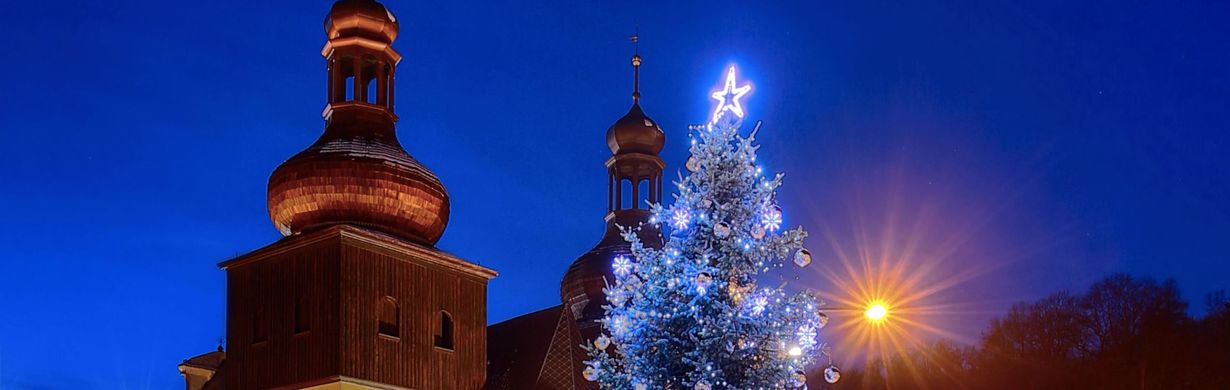 Rozsvícení vánočního stromu a koncert