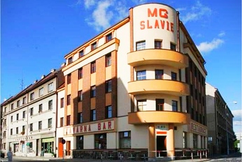 Hotel a restaurace Slavie