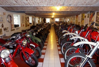 Muzeum motocyklů a hraček Šestajovice